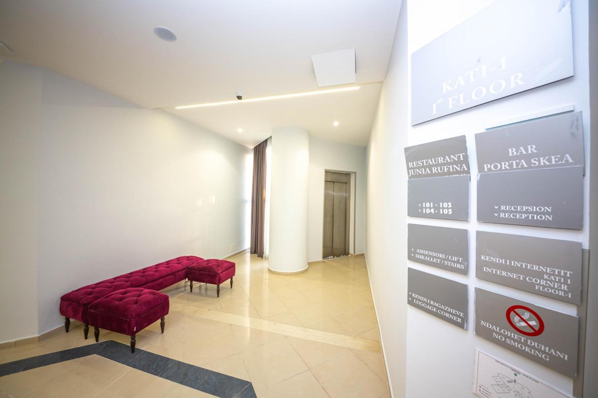 Hotel Sea Breeze ซารานเดอ ภายนอก รูปภาพ