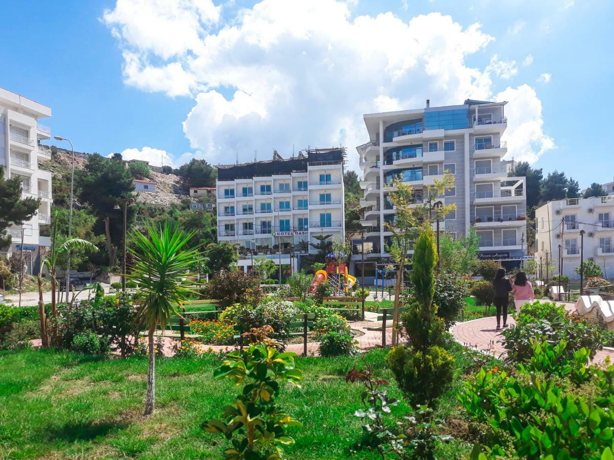 Hotel Sea Breeze ซารานเดอ ภายนอก รูปภาพ
